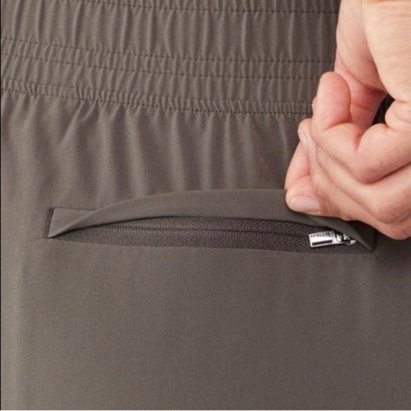 Athleta Textured Brooklyn Jogger Mountain Olive High Waisted Travel Hiking Pants - Picture 5 of 16